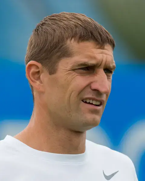 Max Mirnyi