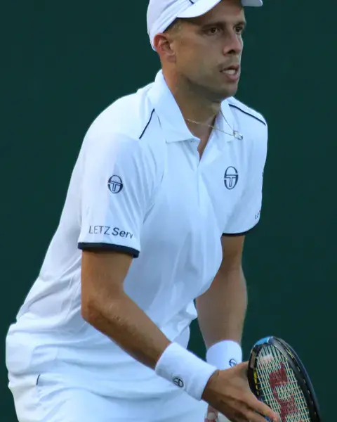 Gilles Muller