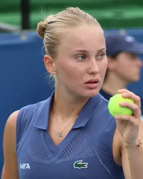 Polina Kudermetova